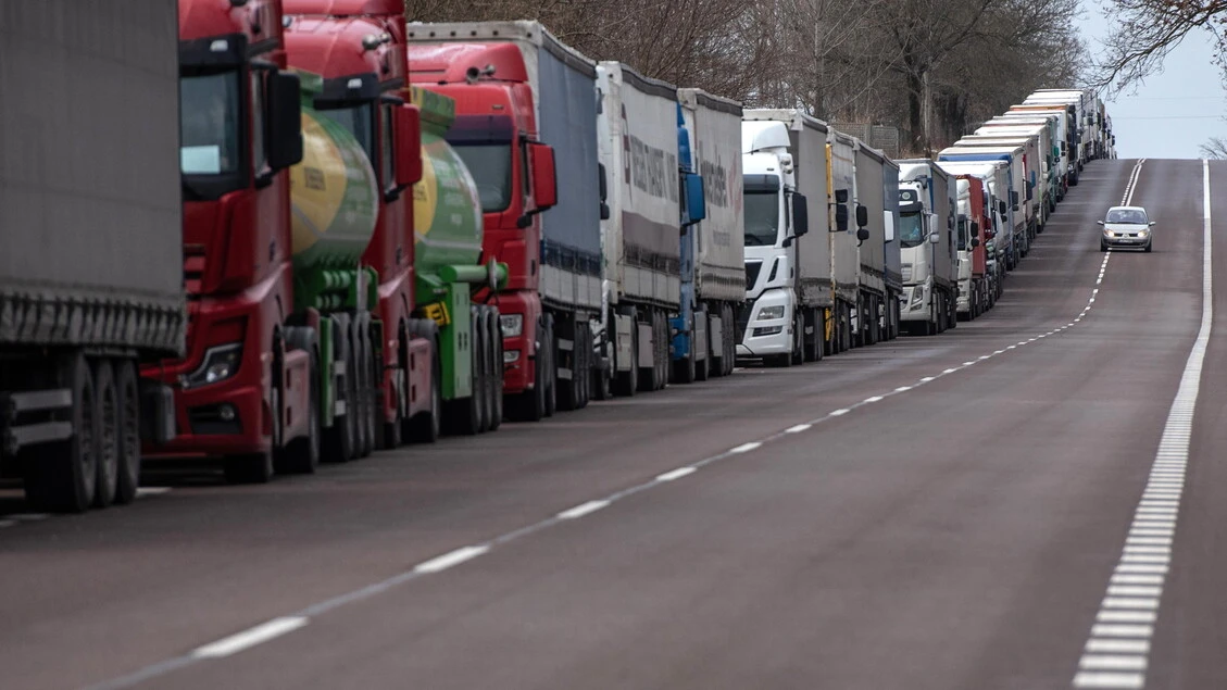 Unatras proclama blocco autotrasporto, lunedì comunicazione a Garante