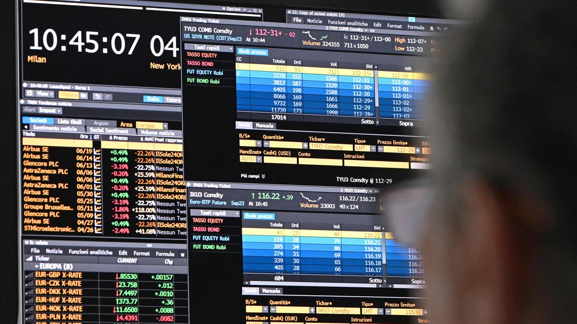 Borsa: Milano si consolida a +0,82% con A2a, Stellantis e St in testa