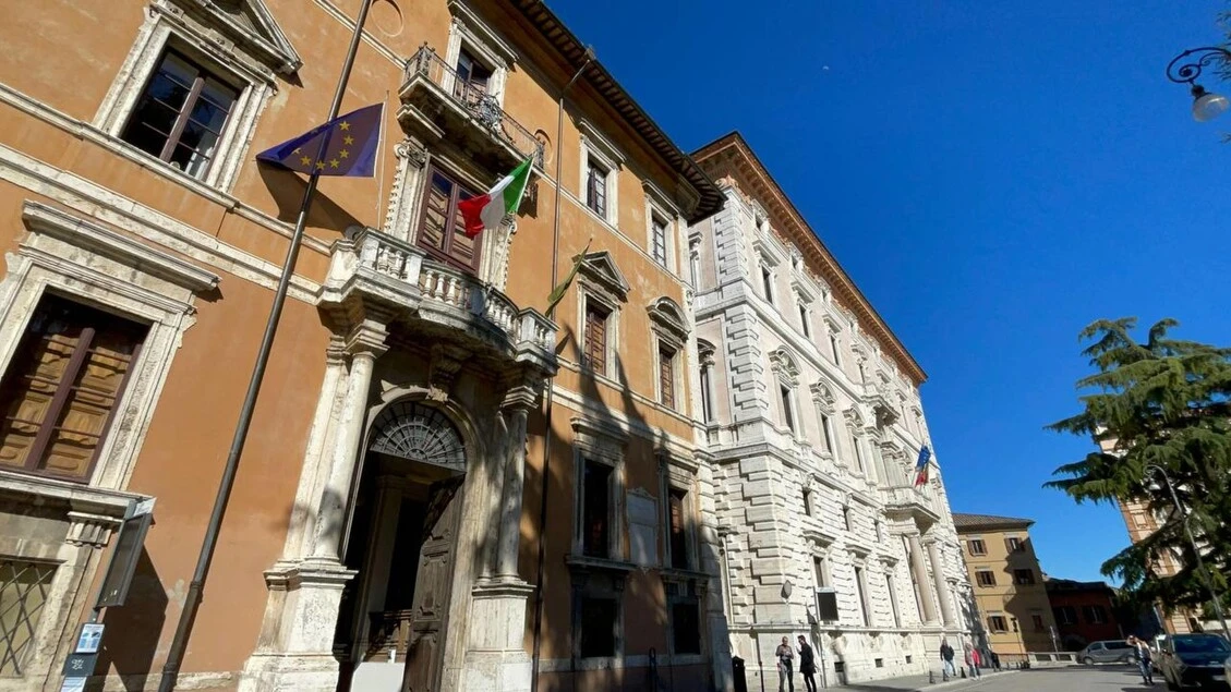 Centrodestra Umbria contro Lagioia direttore Umbria libri