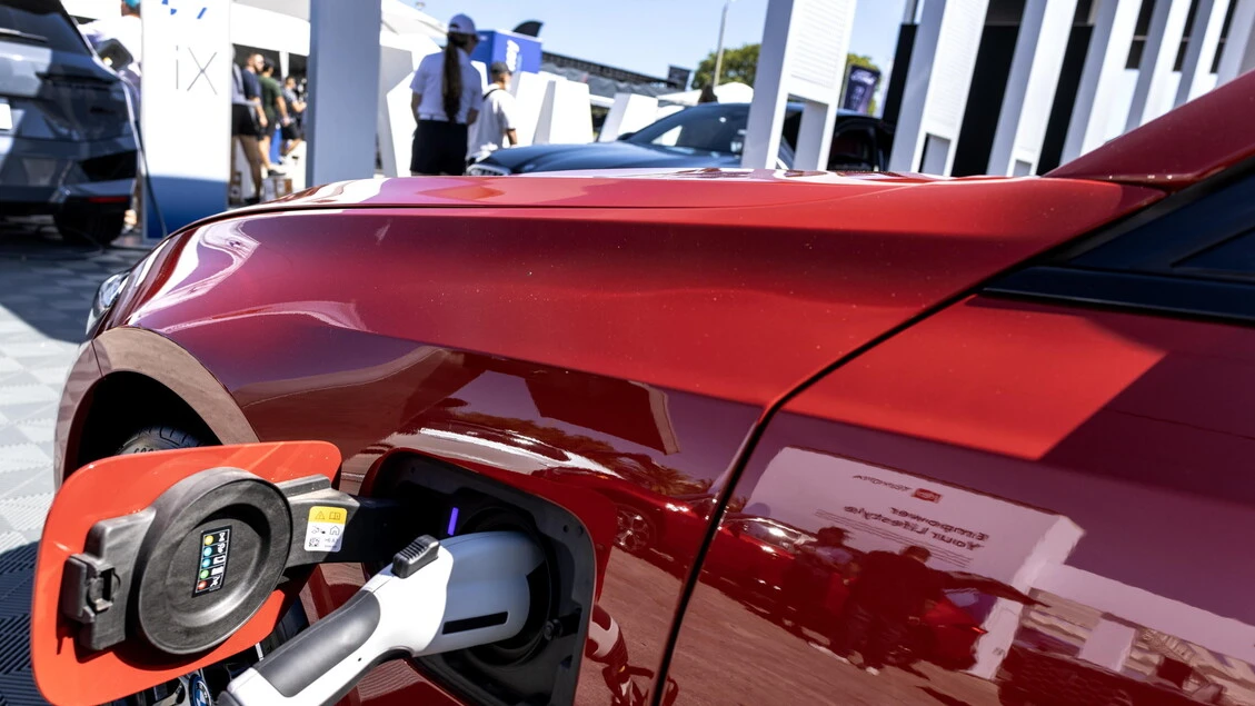 PoliMi, inversione di rotta per l'auto elettrica in Italia, +63%