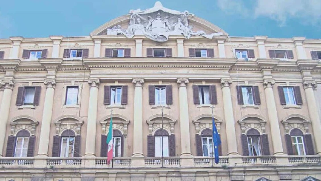 Il Tesoro colloca 17 miliardi di Btp, domanda per 214 miliardi