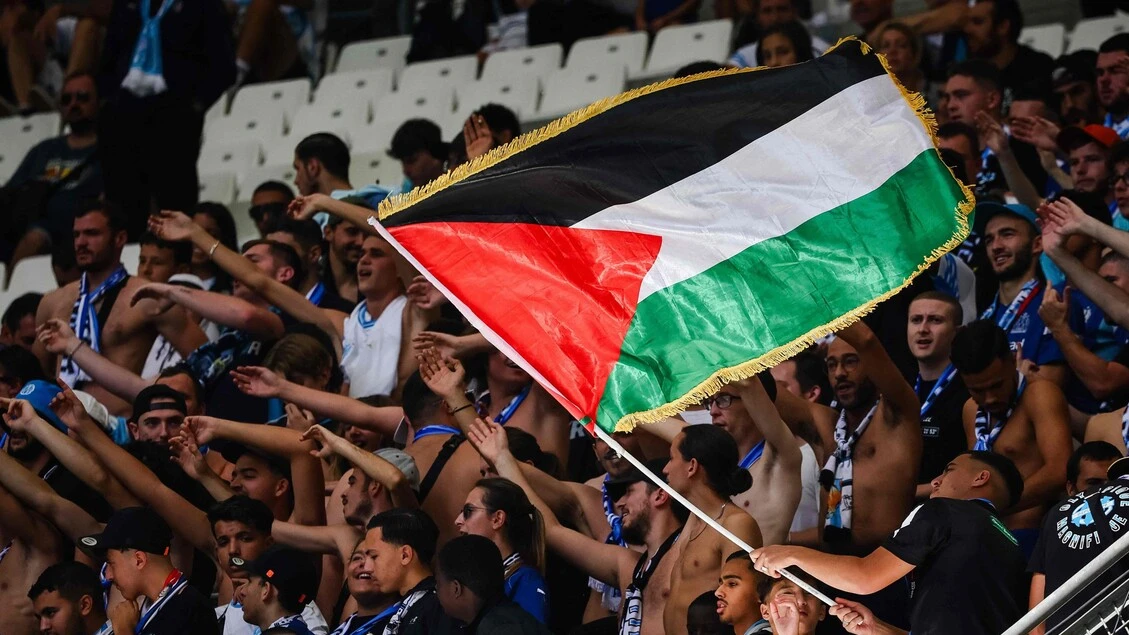 Ucciso il Pelè del calcio nella Striscia di Gaza, era in fila per il cibo