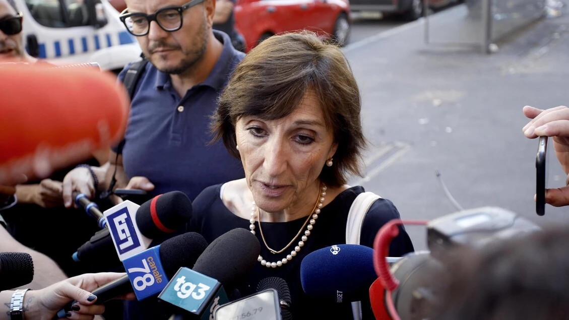 Ex pm Siciliano si presenta in aula per Ruby ter, 'voglio vedere la fine'