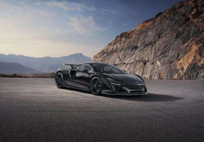 McLaren Artura: più cattiva con la cura Novitec