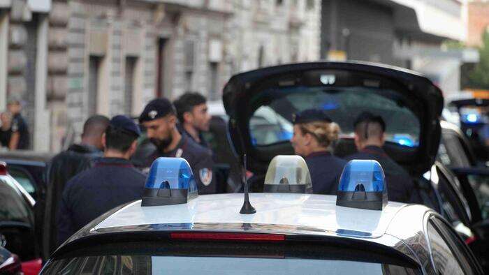 Carabiniere discute laurea e poi blocca rapinatore a Roma