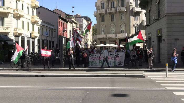 Milano, presidio per la Palestina: 