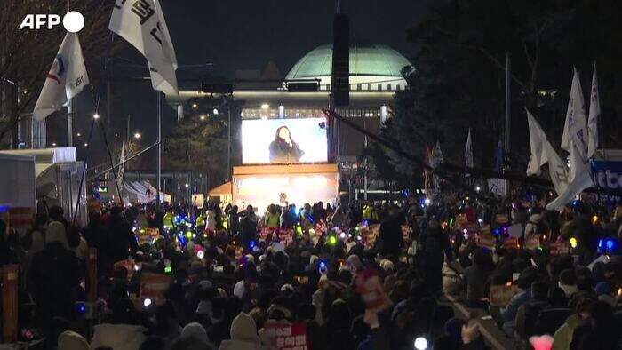 Corea del Sud, nuovo sit-in per chiedere le dimissioni di Yoon