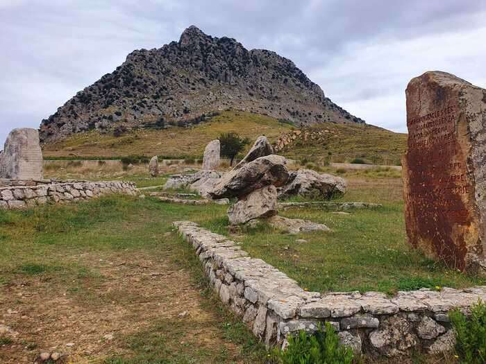 Cgil, memoriale a Portella della Ginestra ha bisogno di restauro