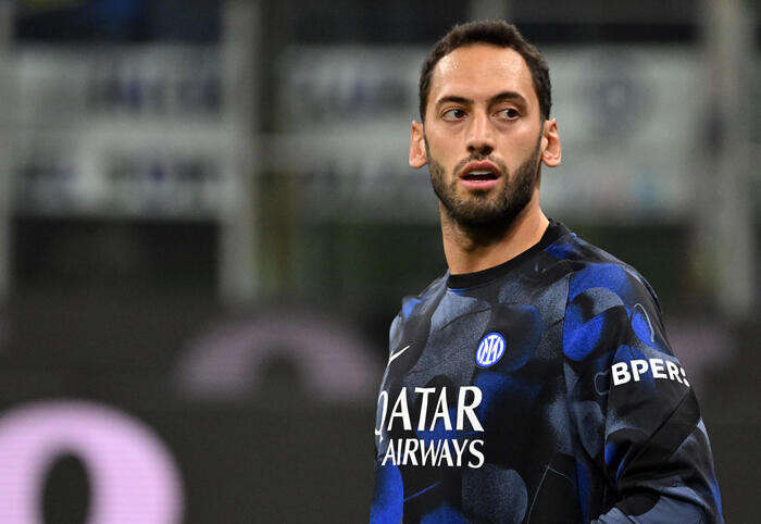 Inter: Calhanoglu, ora sento il peso della delusione