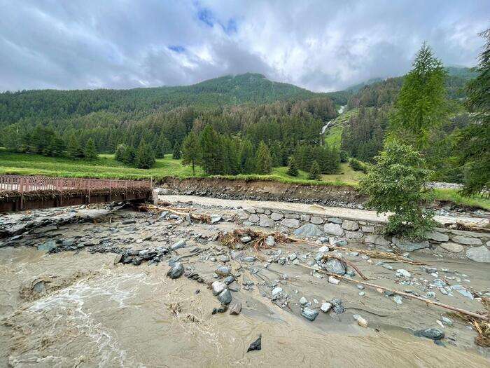 Eventi meteo estremi, da inizio anno già oltre 100 sulle Alpi