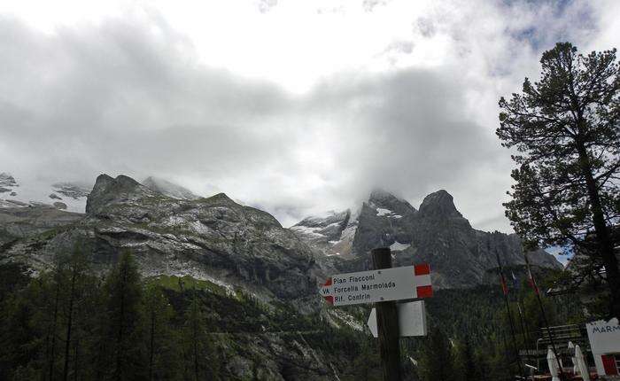 Tornata la neve in vetta alla Marmolada