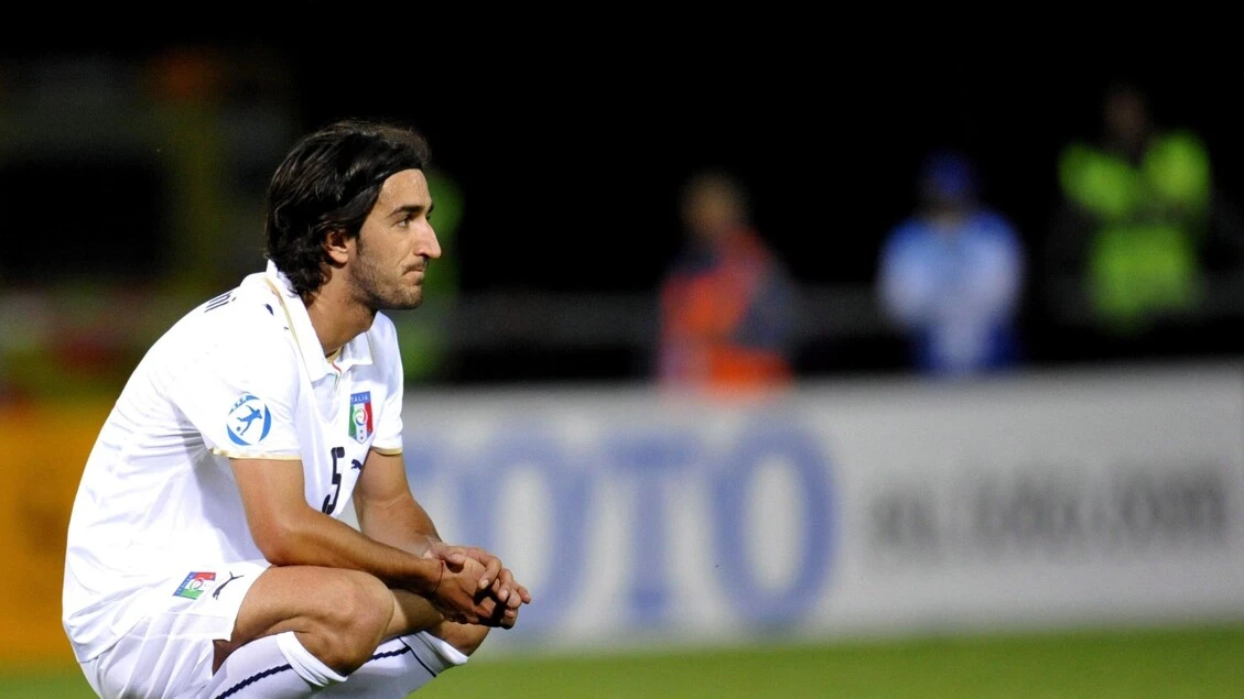 Il Livorno in campo con una maglia dedicata a Morosini