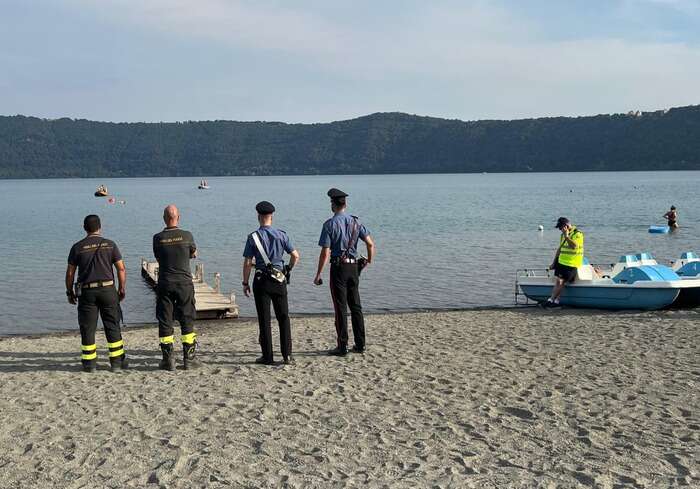 Trovati morti i 2 ragazzi dispersi in lago Castel Gandolfo