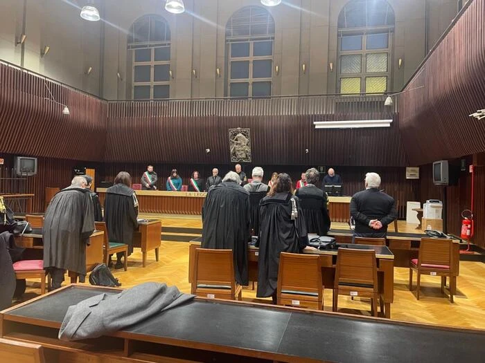 Uccisero il padre violento, il 17 aprile nuovo processo di appello