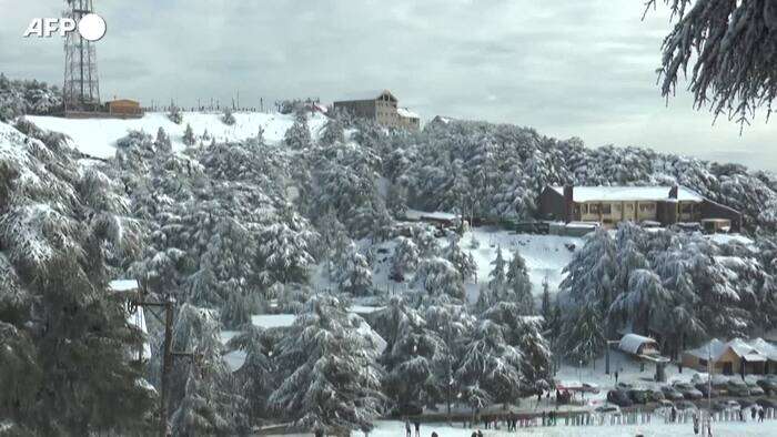 Maltempo, neve anche in Algeria (non lontano dal mare)