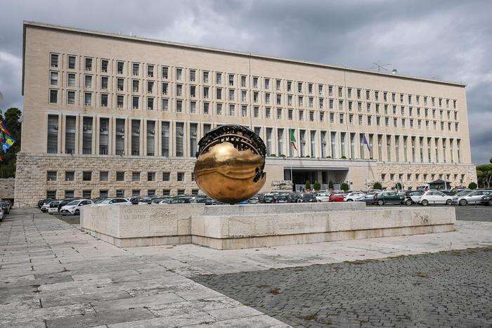 Farnesina all'ambasciatore russo, 'tutelare libertà di stampa'