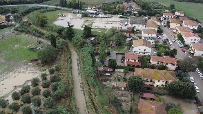 Maltempo nel Pisano, i danni dell'alluvione alle Badie