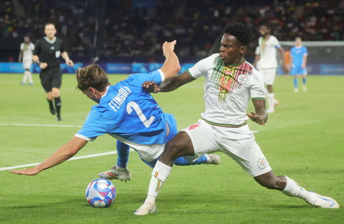 Parigi: calcio; 1-1 tra Mali e Israele, Francia vince a esordio