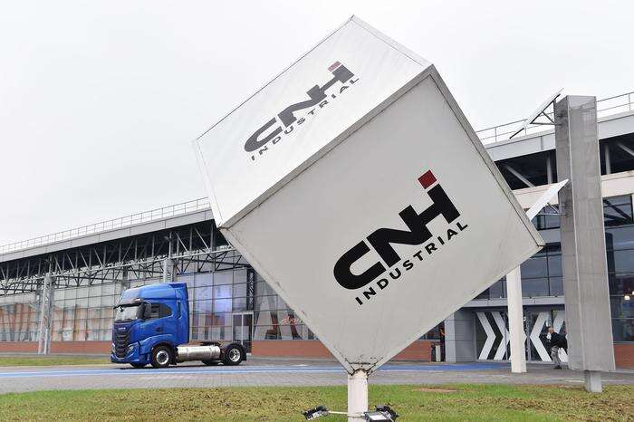 Premio tra 700 e 2.480 euro lordi ai dipendenti di Cnh in Italia