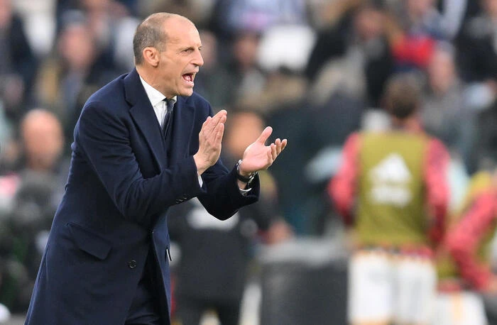 Calcio: Juve; Allegri, 'futuro? Ancora un po' di pazienza'