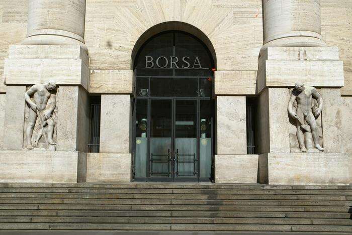 Borsa: Milano chiude in rialzo, Ftse Mib +0,95%