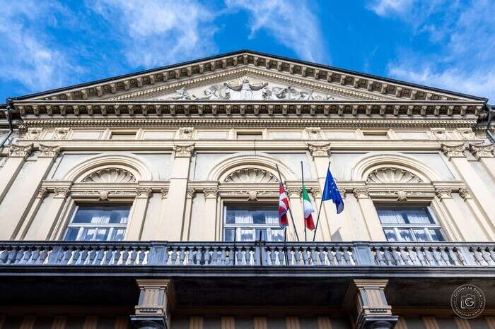 L'azienda ospedaliera di Alessandria mette all'asta 43 diamanti