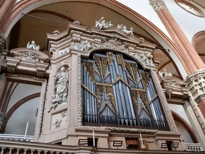 In concerto a Bologna i due organi storici di San Petronio