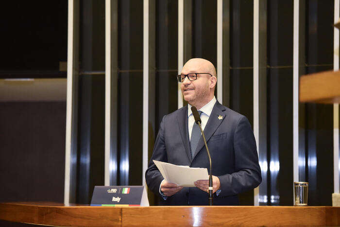 Fontana a Brasilia, buona volontà per un futuro di pace