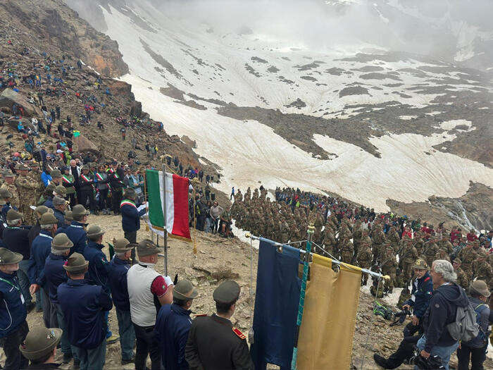 Giornata sacrificio Alpini:Fontana,profonda riconoscenza a Corpo