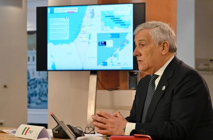 Tajani, 'gli italiani in Iran sono al sicuro'