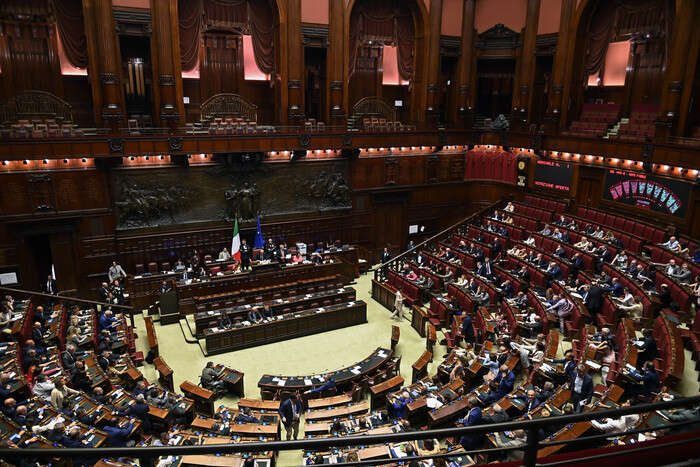 Aula boccia l'emendamento sullo Ius Scholae, no anche da FI