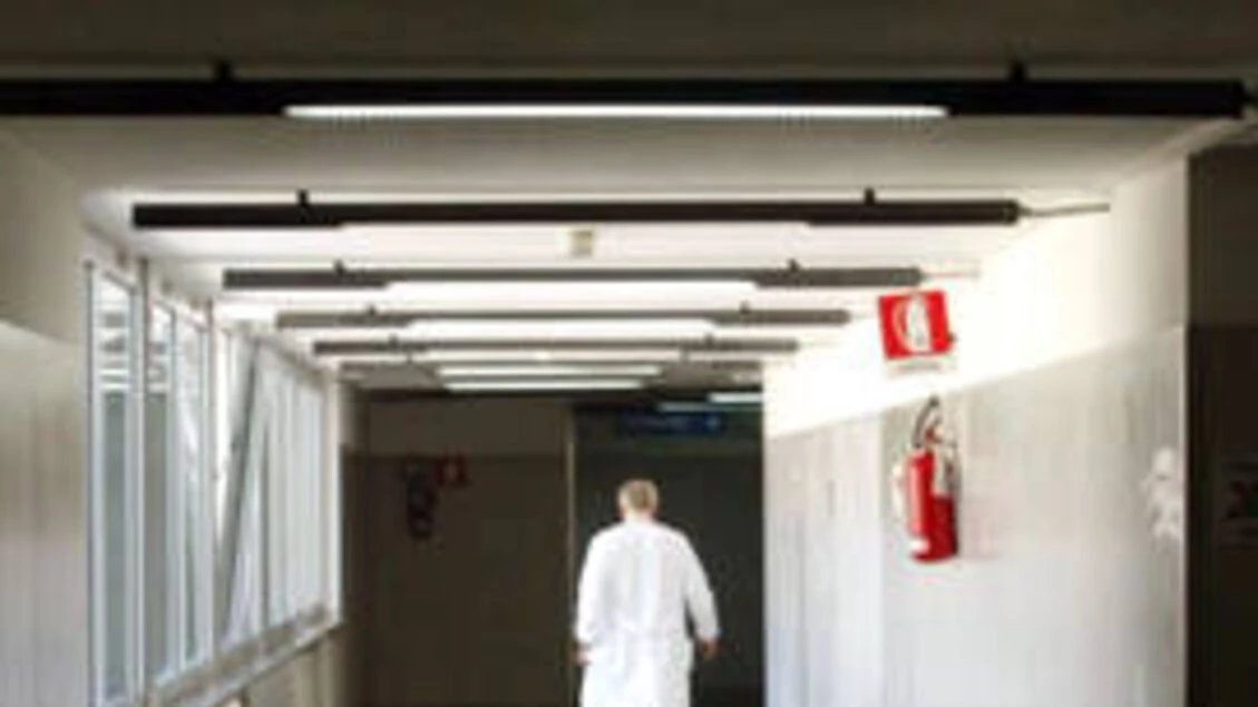 Chirurgo estetico arrestato, spuntano altri cinque casi