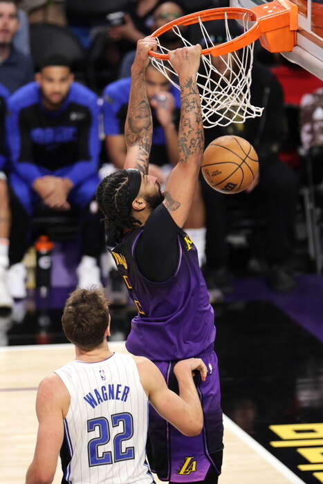 Basket:Nba; Wagner stende Lakers, Minnesota cade anche a Toronto