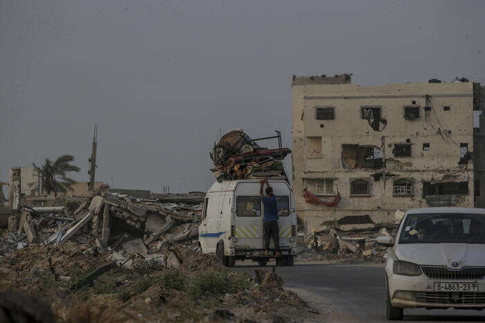 Ue chiede a Israele stop immediato a operazioni a Rafah