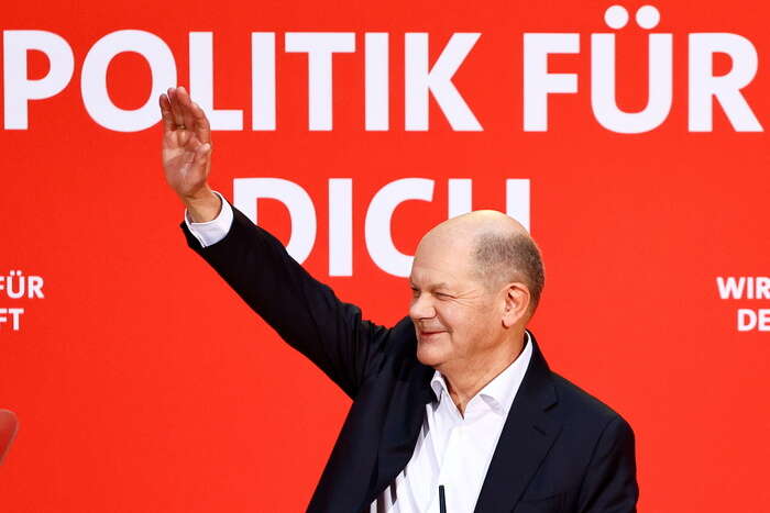 Scholz, 'i passi di Putin internazionalizzano conflitto ucraino'