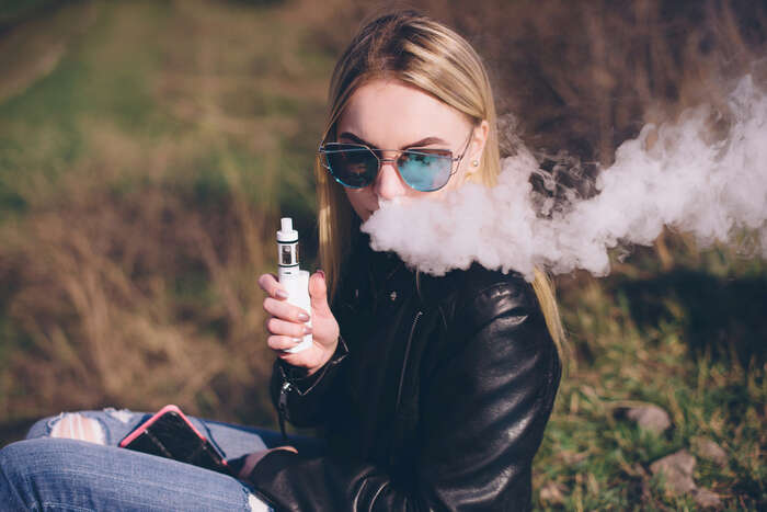 Gb: 'vapare fa male', e-cig usa e getta al bando da giugno