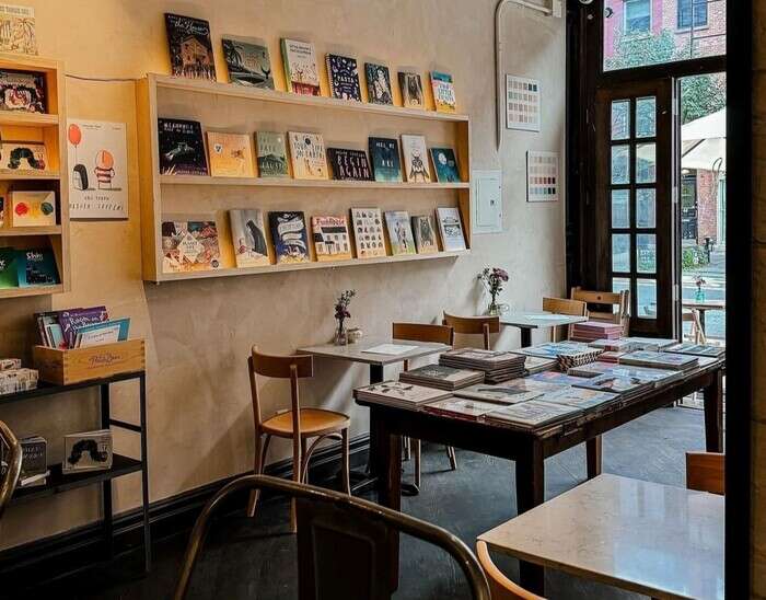 Sullaluna, la libreria italiana a NY che promuove gli incontri