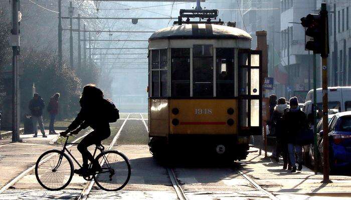 Cnel, trasporto pubblico in Italia molto sotto media Ue