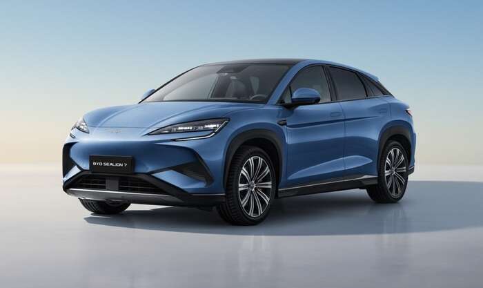 Byd presenta il Suv Sealion 7 al salone di Parigi