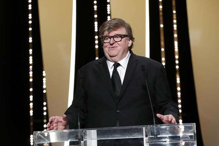 Michael Moore, giusta rabbia contro le assicurazioni sanitarie