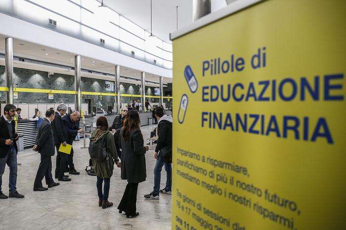 Poste, 'educazione finanziaria per scelte più consapevoli'