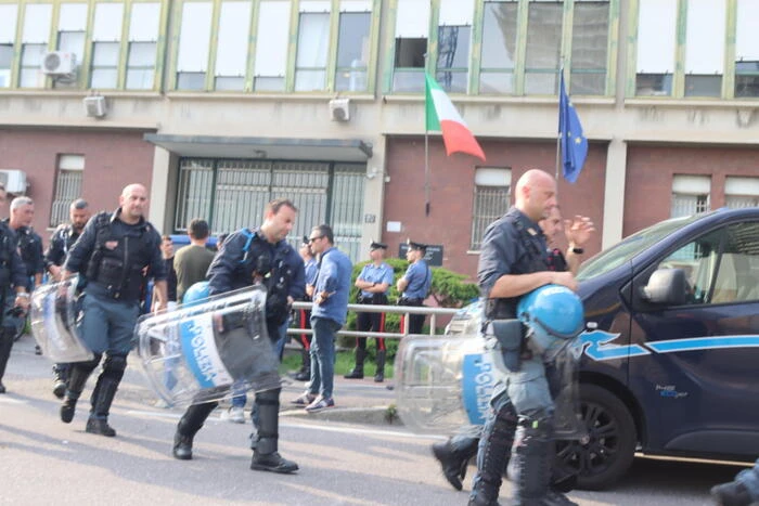 Protesta in carcere Trieste per caldo e sovraffollamento