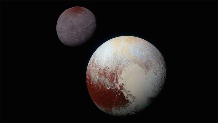 Plutone ha catturato con un bacio la più vicina delle sue lune VIDEO