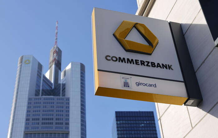 Ft, Commerzbank aperta a valutare l'integrazione con Unicredit