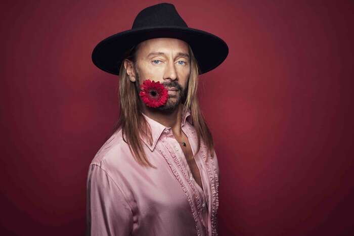 Suoni ancestrali e elettropop, Bob Sinclar incontra Sofiya Nzau