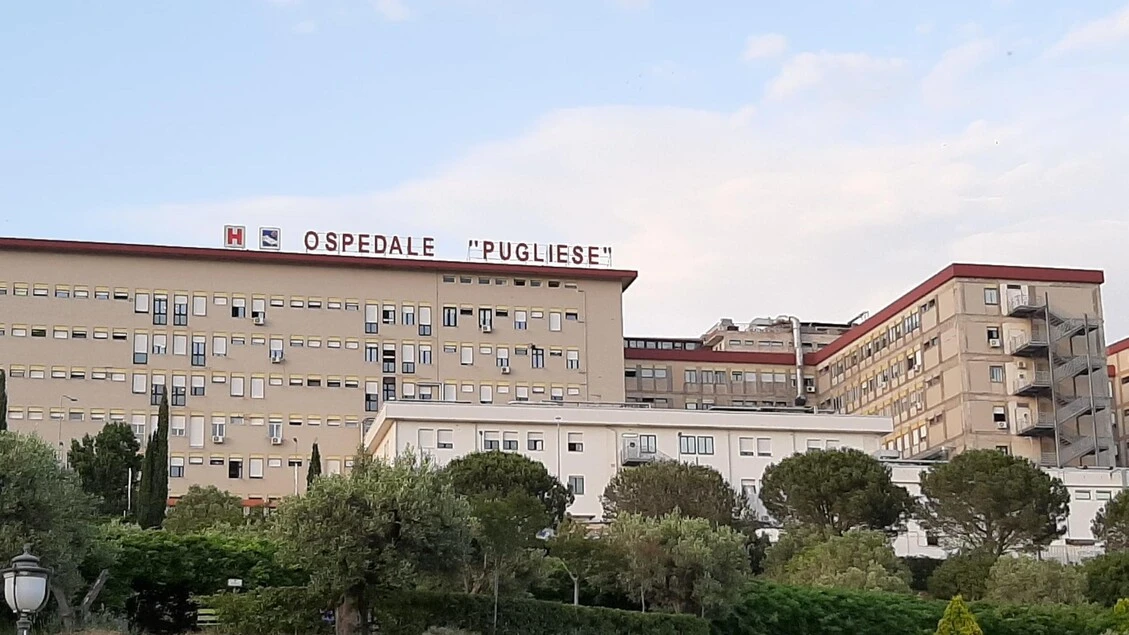 Due neonati guariti da rara malformazione intestinale
