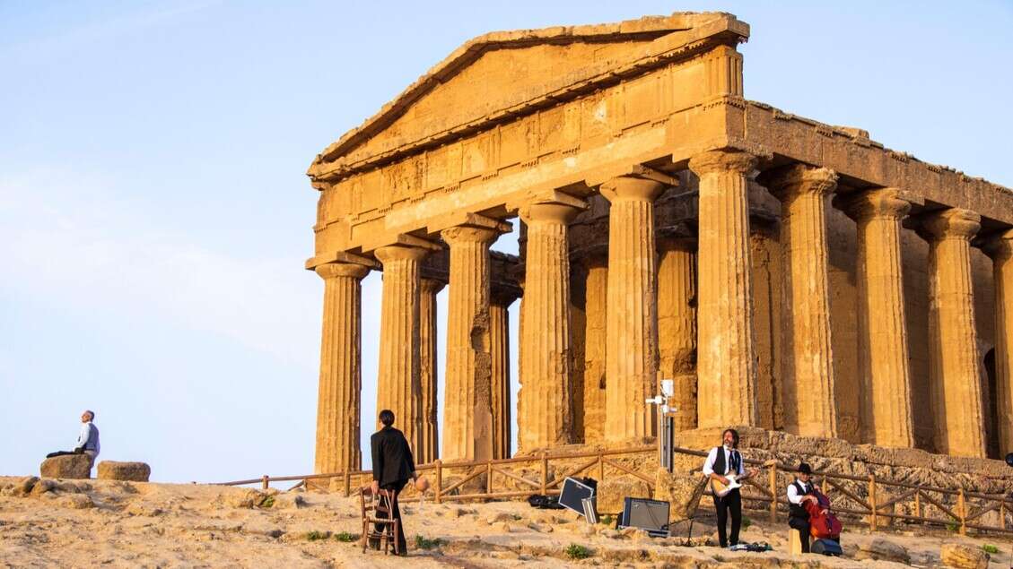 Ponti primavera,1 italiano su 4 in viaggio soprattutto i giovani