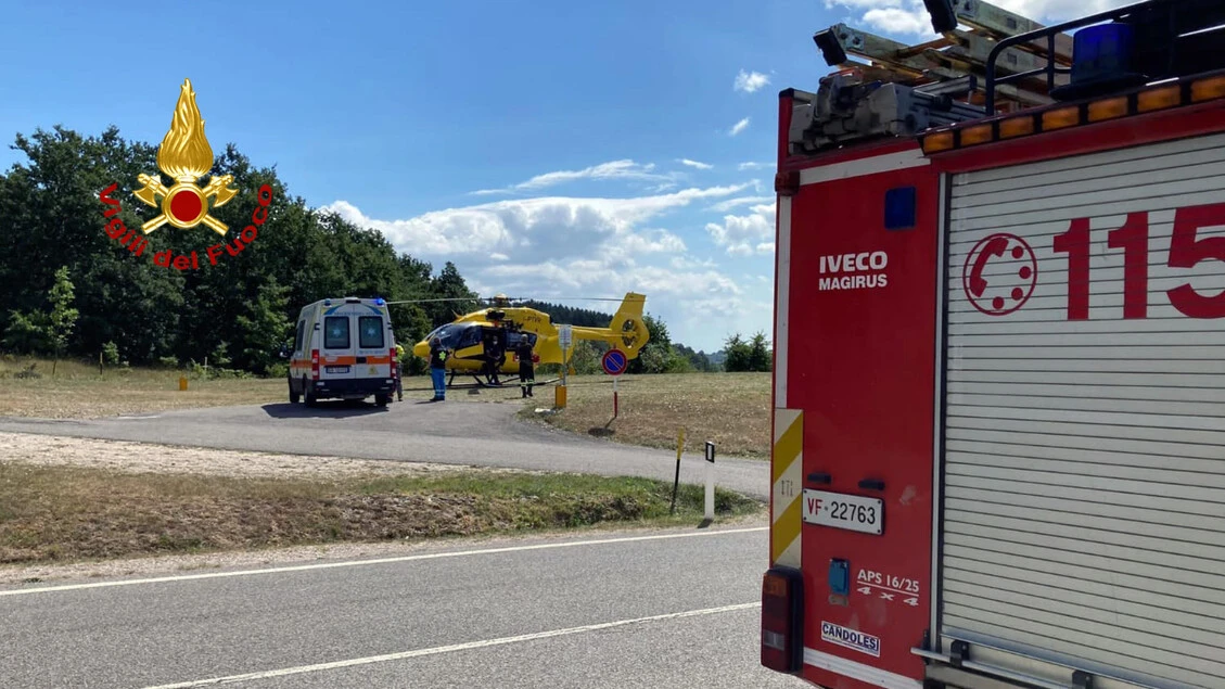 Muore agricoltore schiacciato da baracca mentre lavora