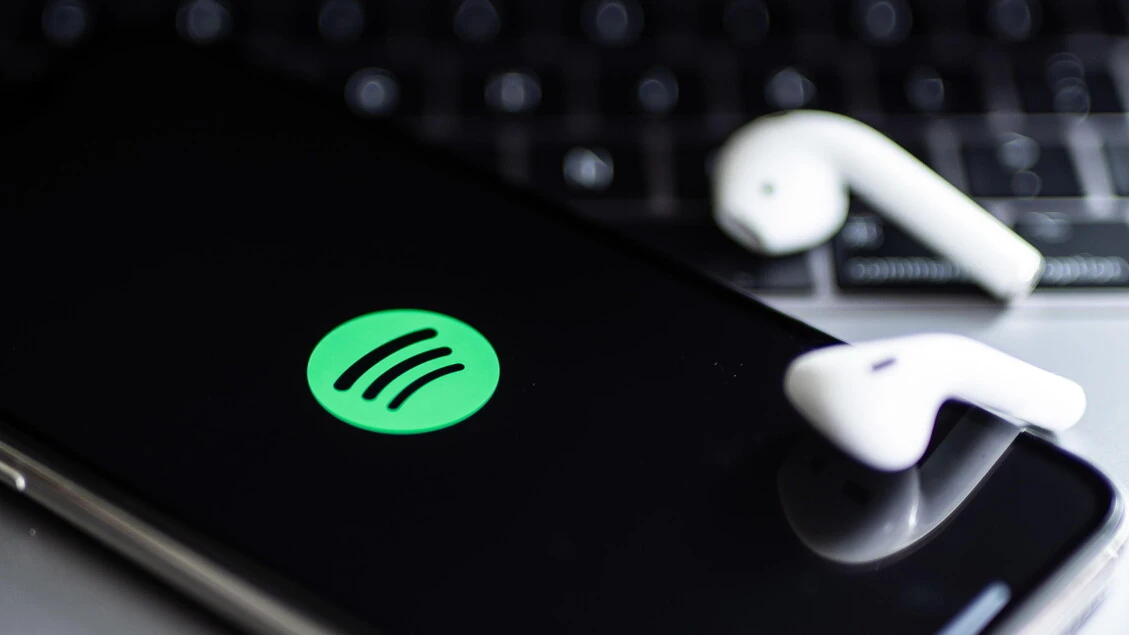 Spotify sfida Amazon con l'acquisto di audiolibri dall'app
