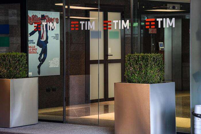 Tim riunisce il cda, sul tavolo l'offerta Mef per Sparkle